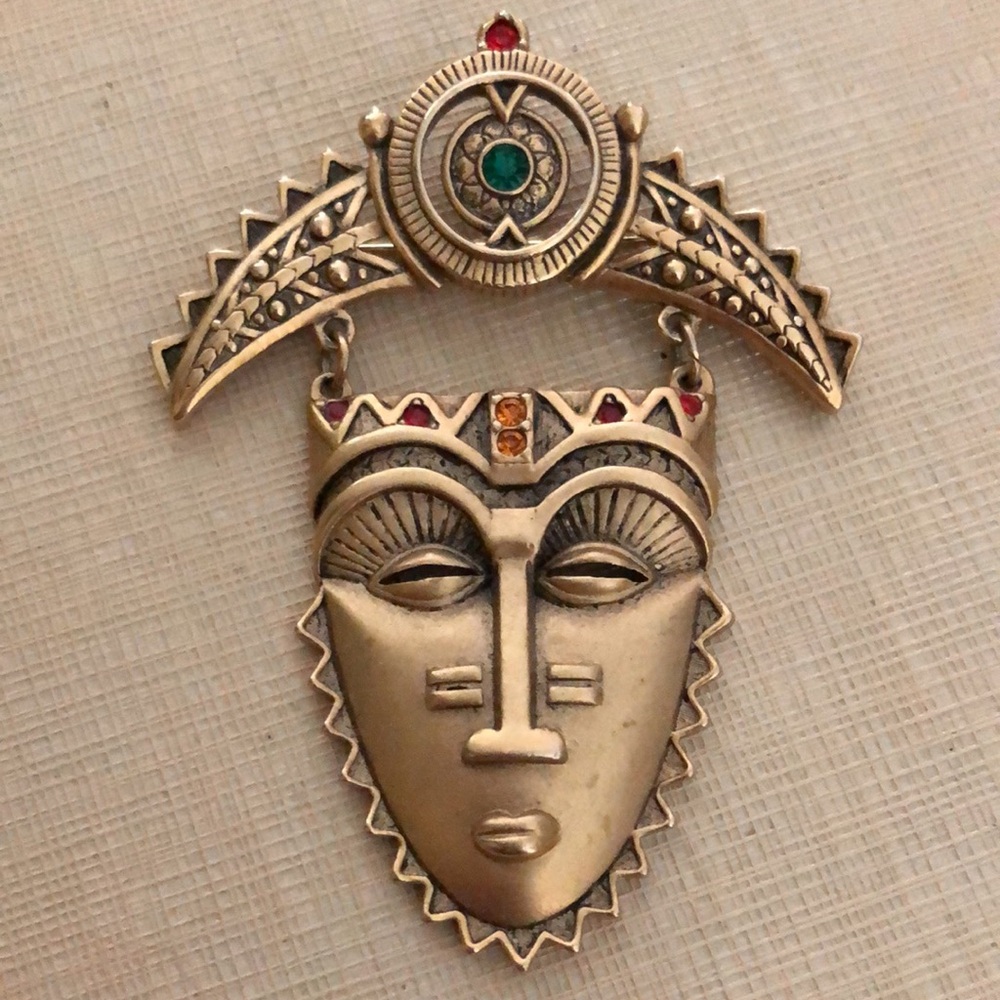 Gold Mask Brooch Pin Broach Hanging Avon Goldtone Tribal